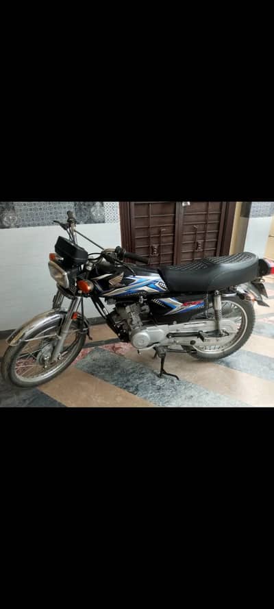 Honda CG 125 2025