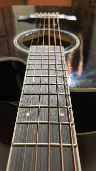 Washburn Acoustic Guitar – Black Cutaway – Excellent Condition
