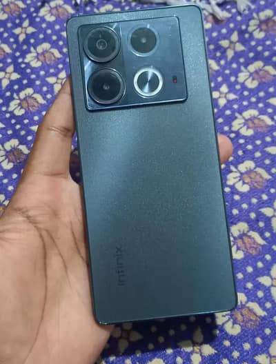 infinix Note 40 condition 10/9.5