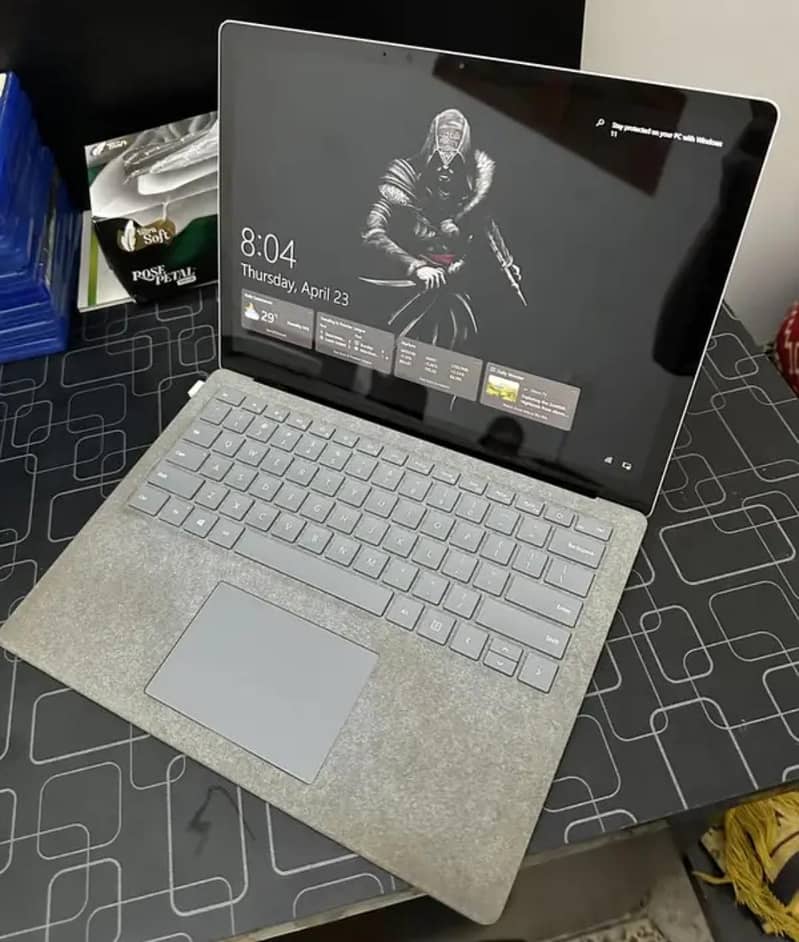 Microsoft surface 1769 1
