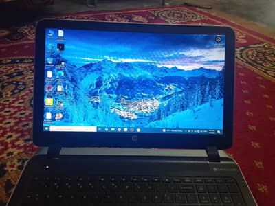 HP PAVILION 15 LAPTOP