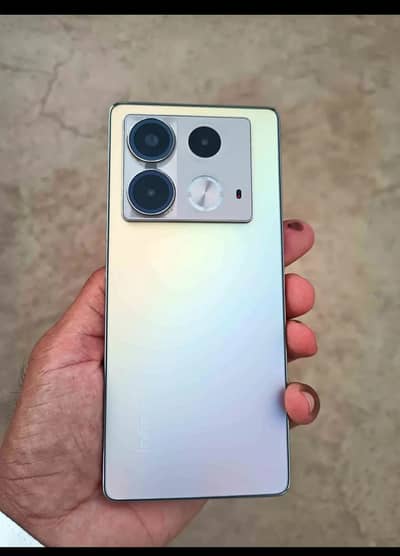 Infinix Note 40