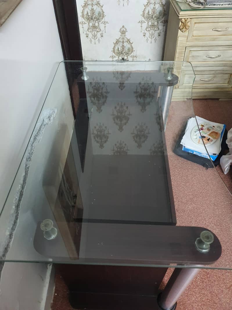 Computer Table 2