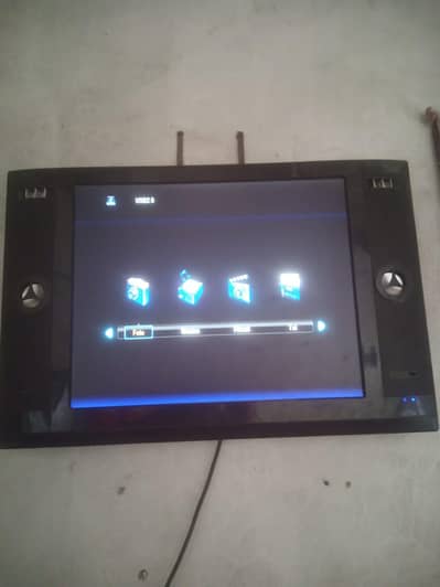 22 inch LCD urgent sale in cheap price