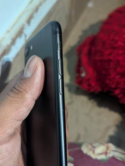 Apple iPhone 7
