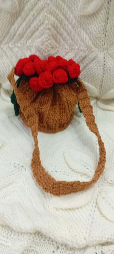 Crochet rose basket bag