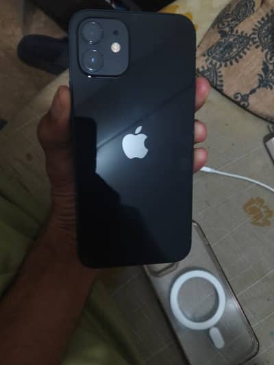 Apple iPhone 12
