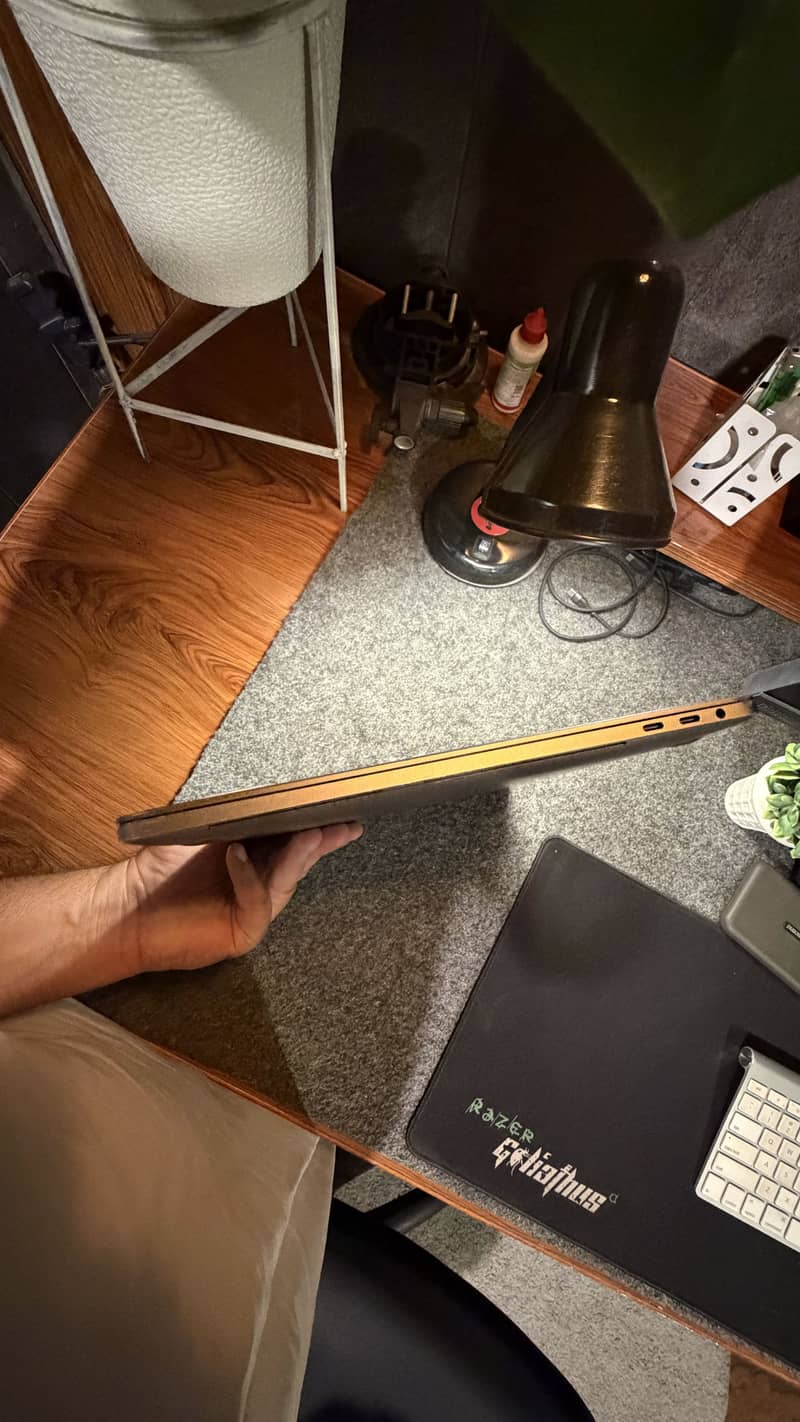 Macbook pro 2016 2