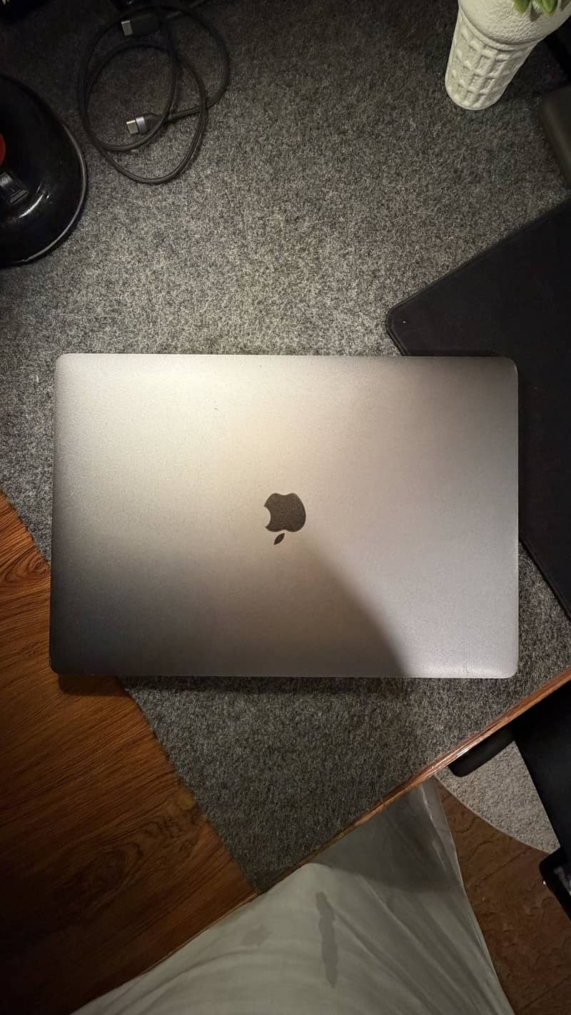 Macbook pro 2016 3