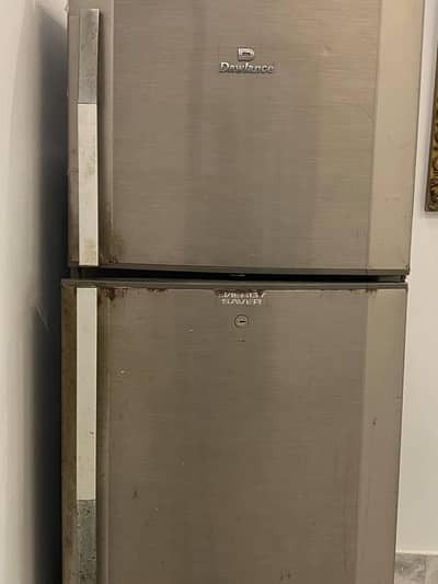 Dawlance Energy Saver  Fridge Available for sell need door repair