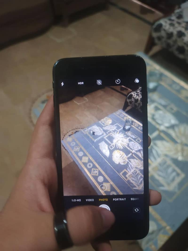 Apple iPhone 7 Plus 0