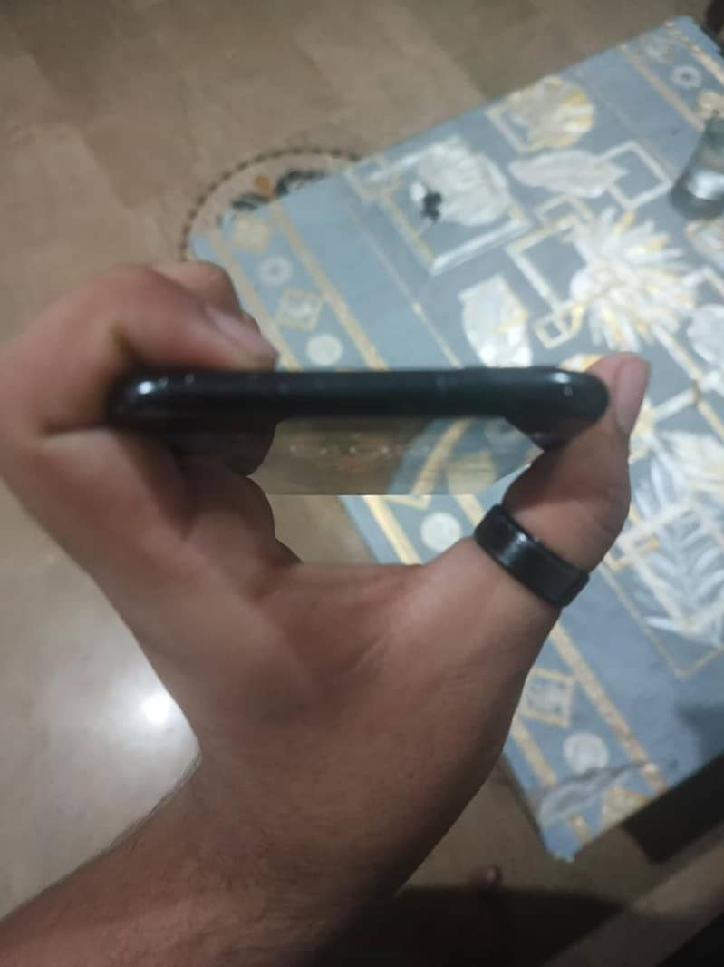 Apple iPhone 7 Plus 1