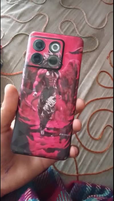 One Plus 10T please ony serious buyer's whtsp py msj kare bss
