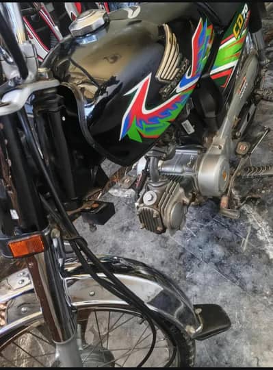 Honda CD 70 urgent sale 2021 model lush condition 03394074556