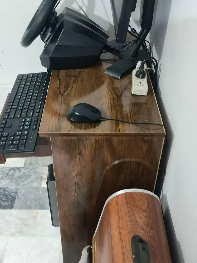 computer table 0