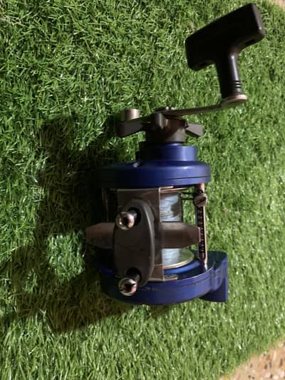  Golden CT300 Fishing Reel for Sale