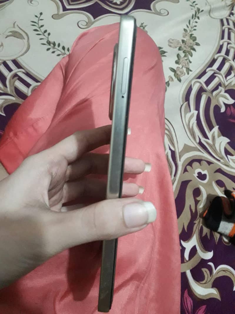 Tecno CAMON 30 2