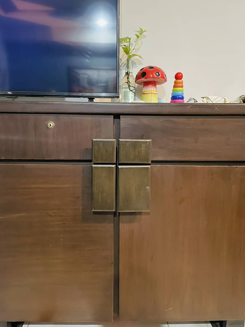 Tv console / Divider 2