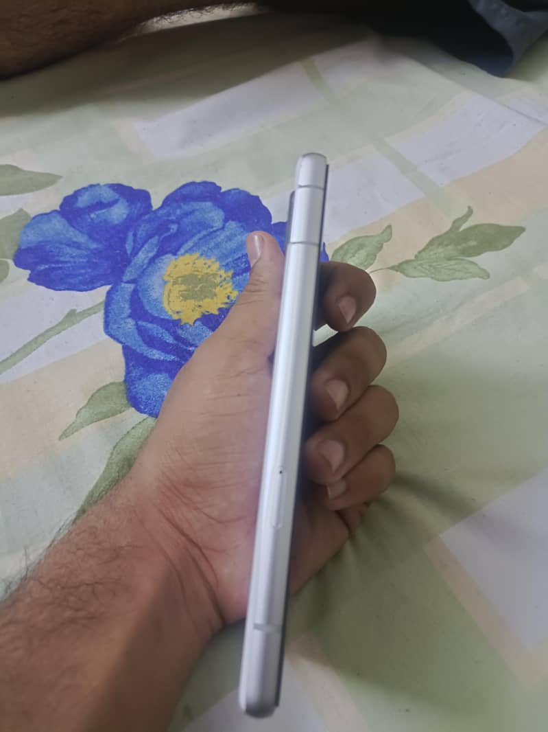 Google Pixel 7a 1