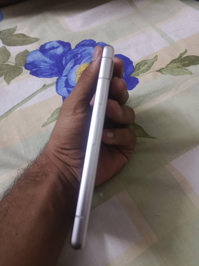 Google Pixel 7a 3