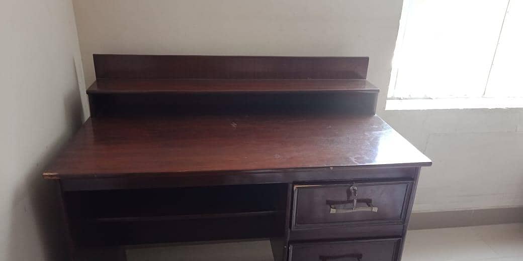 Wooden Computer Table 1