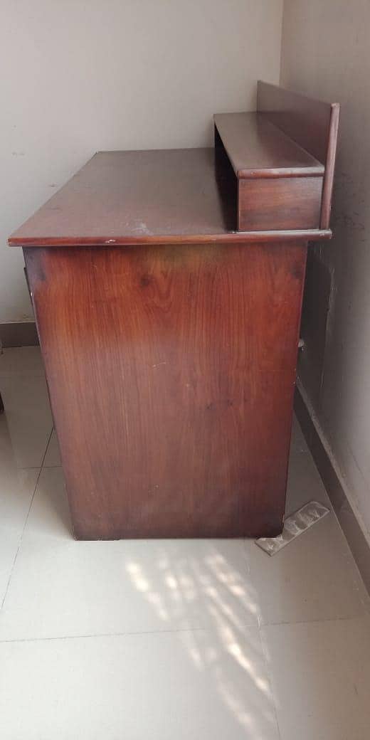 Wooden Computer Table 2