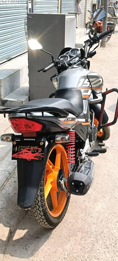 Honda CB150F