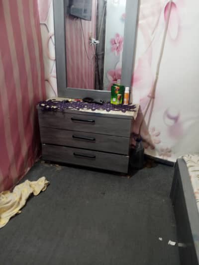 bad and dressing side tables