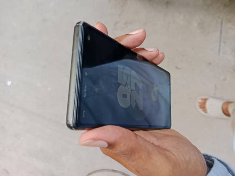 Google Pixel 6a 5