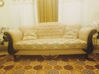 Good Condition 5 Seater Sofa Set