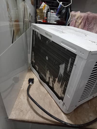 I am selling window invertor Ac 0.75 ton