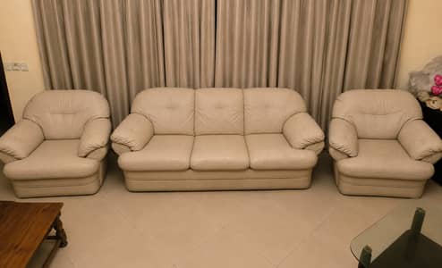 Urgent Sale – Premium 3+1+1 Sofa Set at Best Price