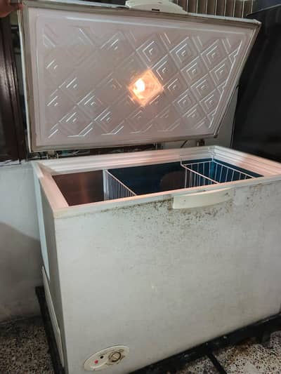 WAVES DEEP FREEZER FOR SALE