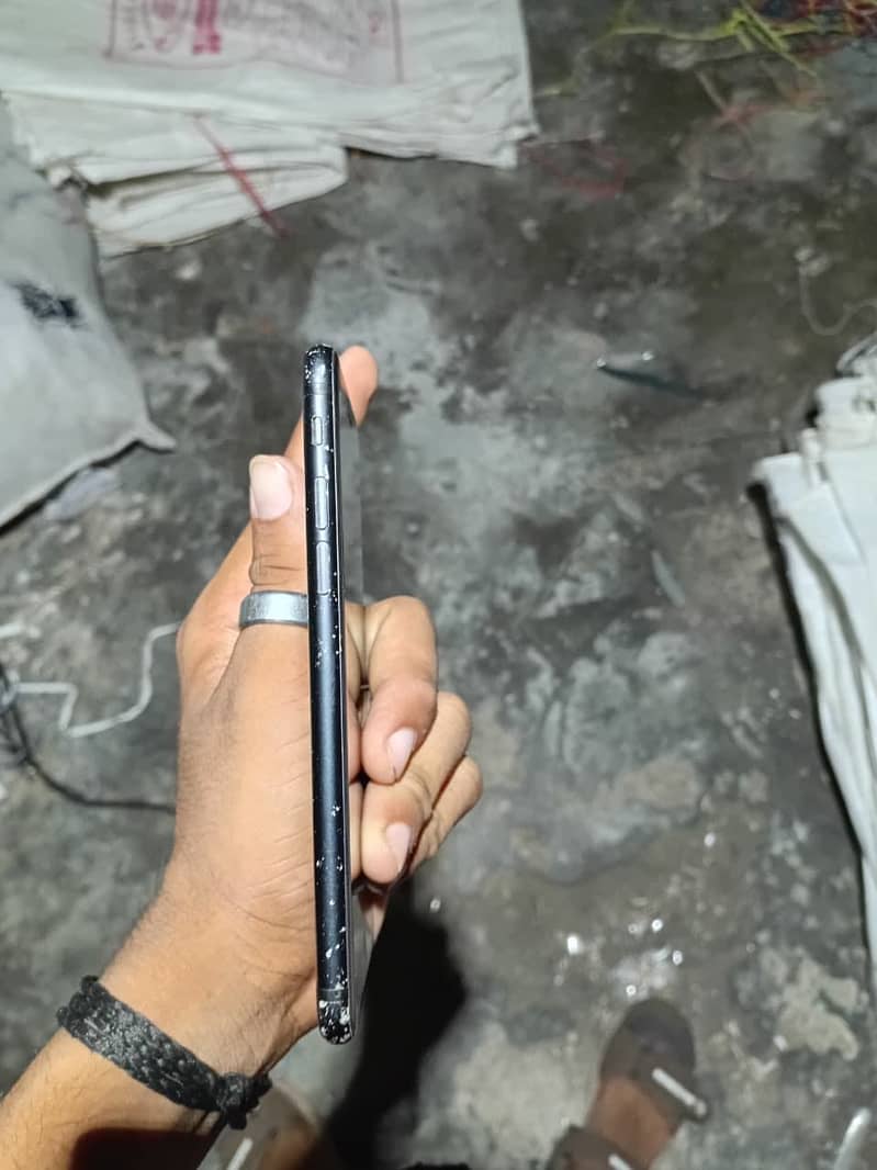 Apple iPhone 7 2