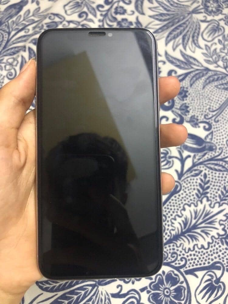 Apple iPhone X 4