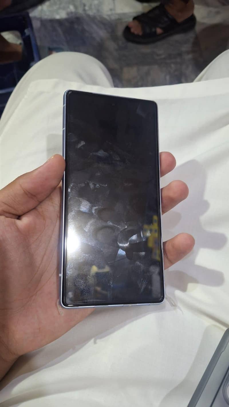 Google Pixel 7a 5