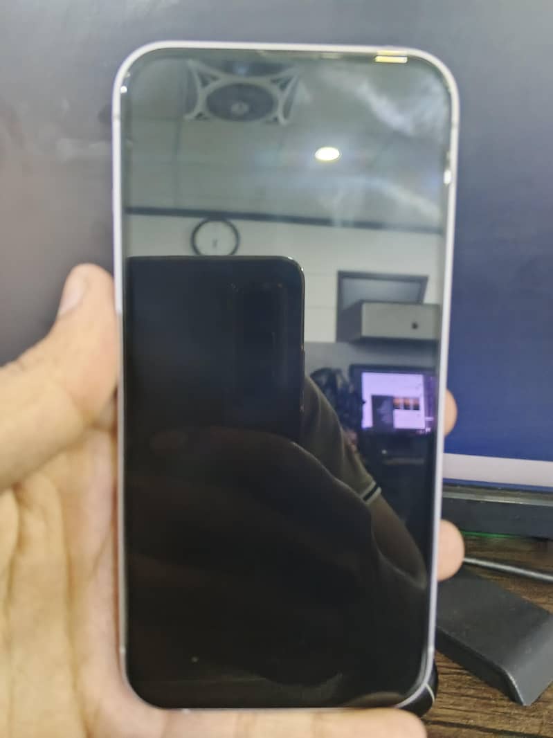 Apple iPhone 14 6