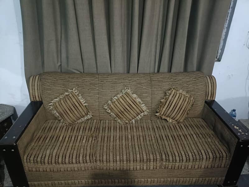 used sofas in good condition 2