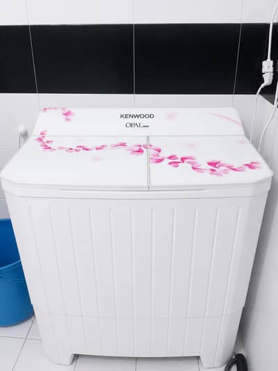 Kenwood Washing machine with Dryer (2 in 1)