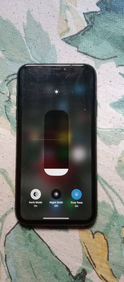 Apple iPhone XR