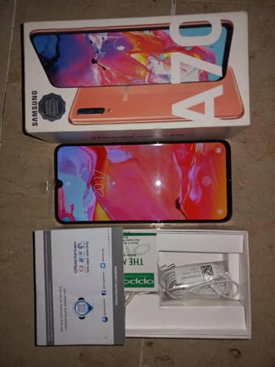 Samsung Mobile A70