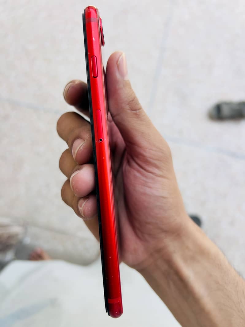 Apple iPhone 8 Plus 3