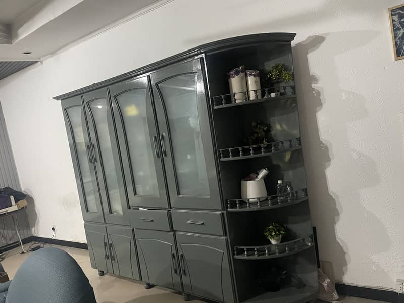 Cupboard 0