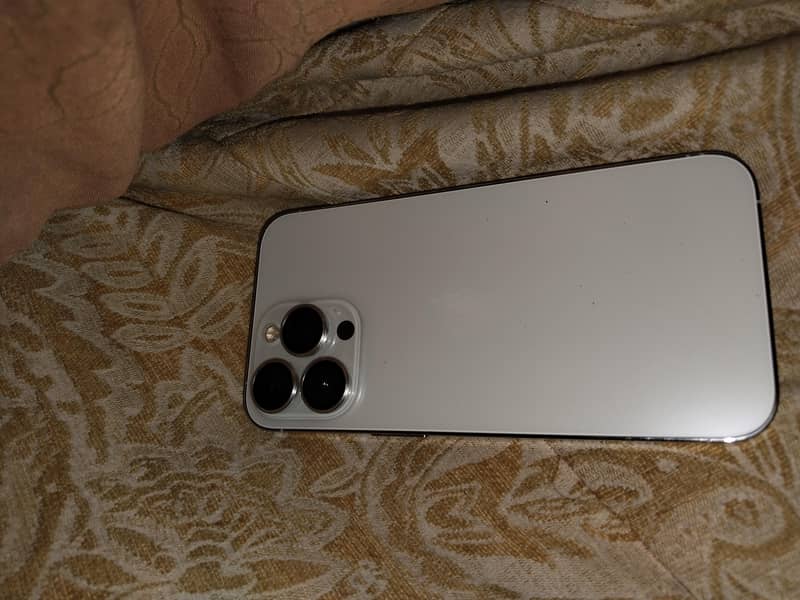 13 pro 0
