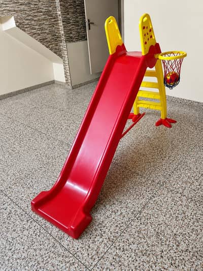 Kids Plastic Slide with Basketball Hoop