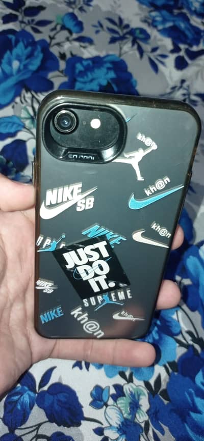 Apple iPhone 7