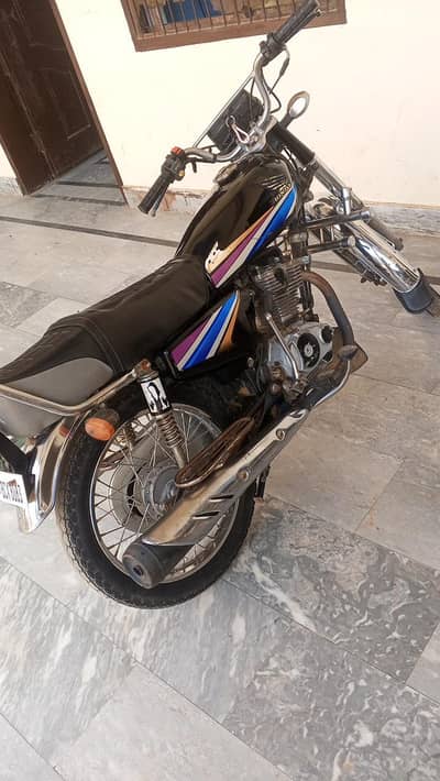 Black Honda 125 2010 Model available for sale