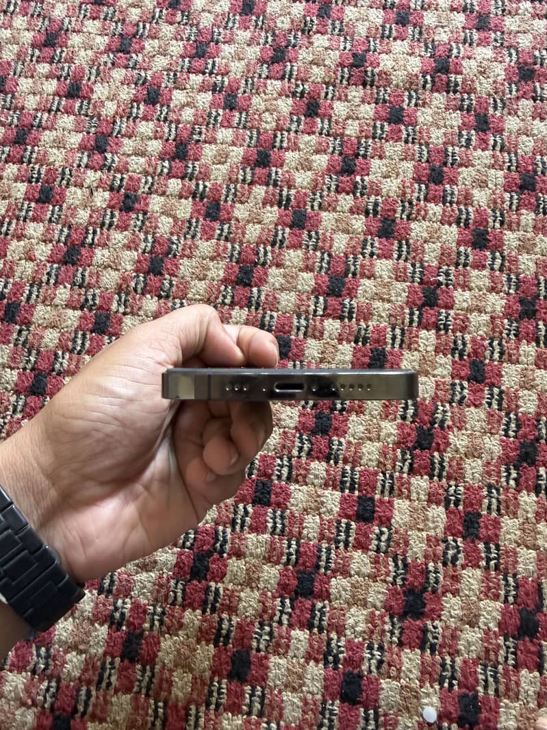 iPhone 12 Pro 2