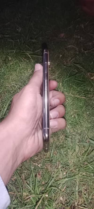 Apple iPhone XS