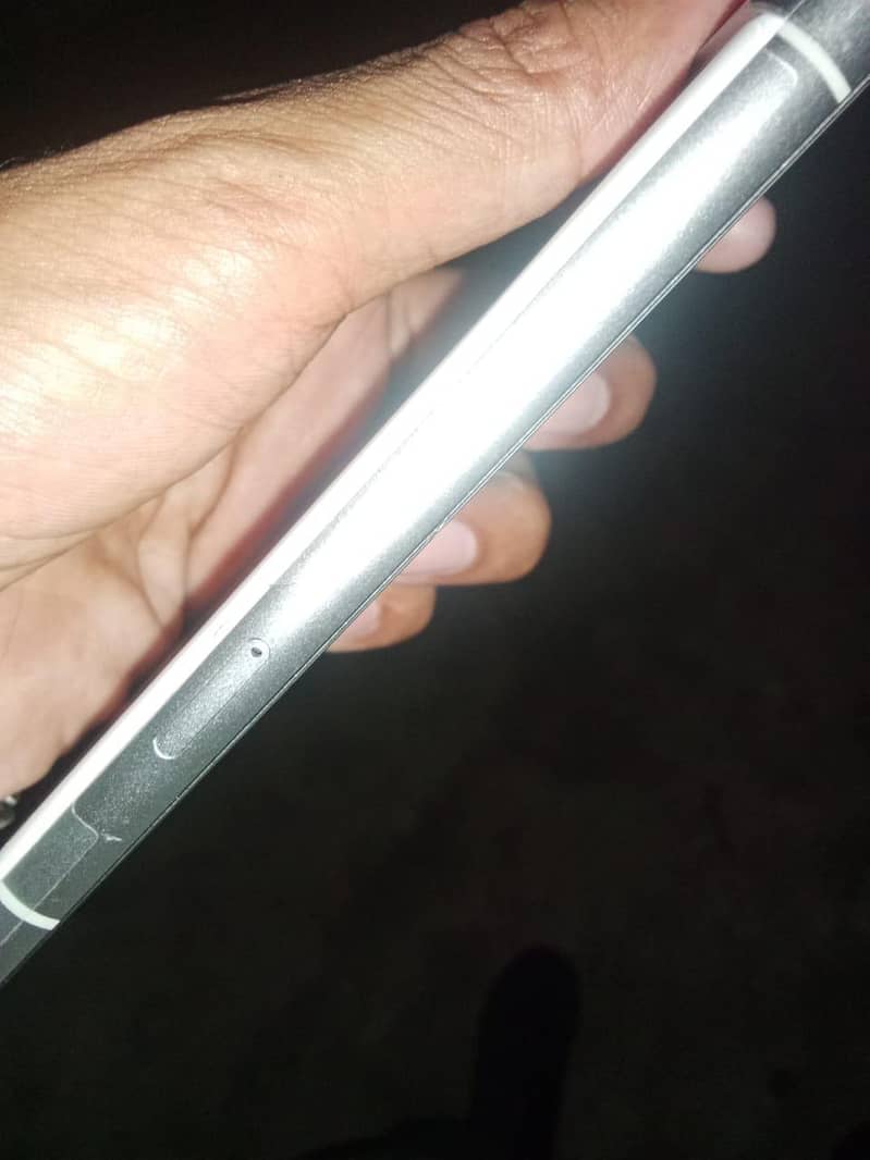 Google Pixel 7a 3